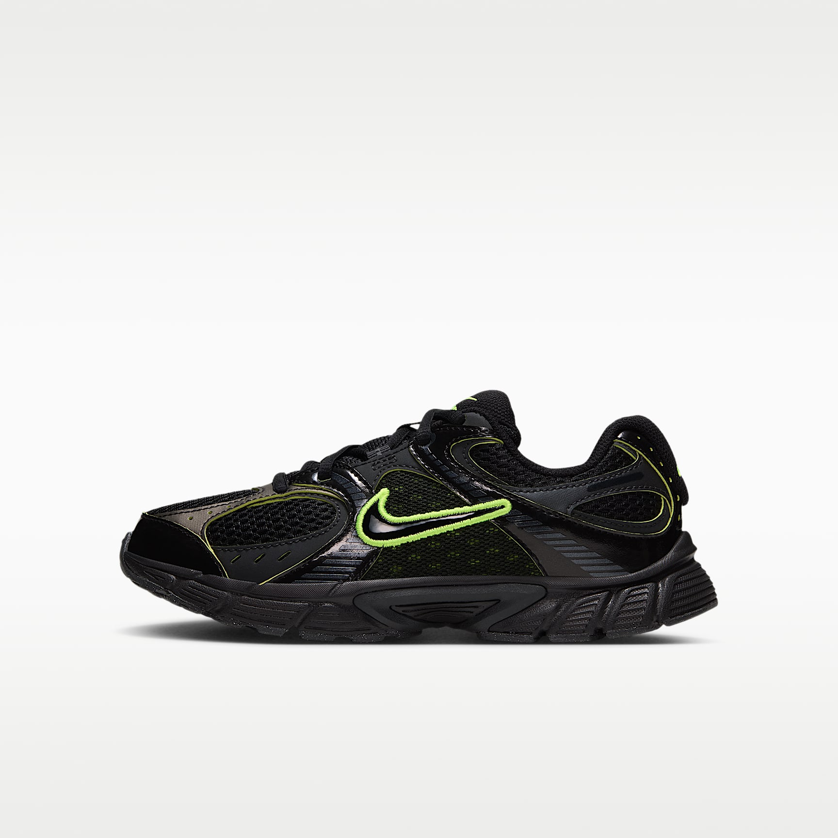 Nike V5 RNR Big Kids' Shoes. Nike.com